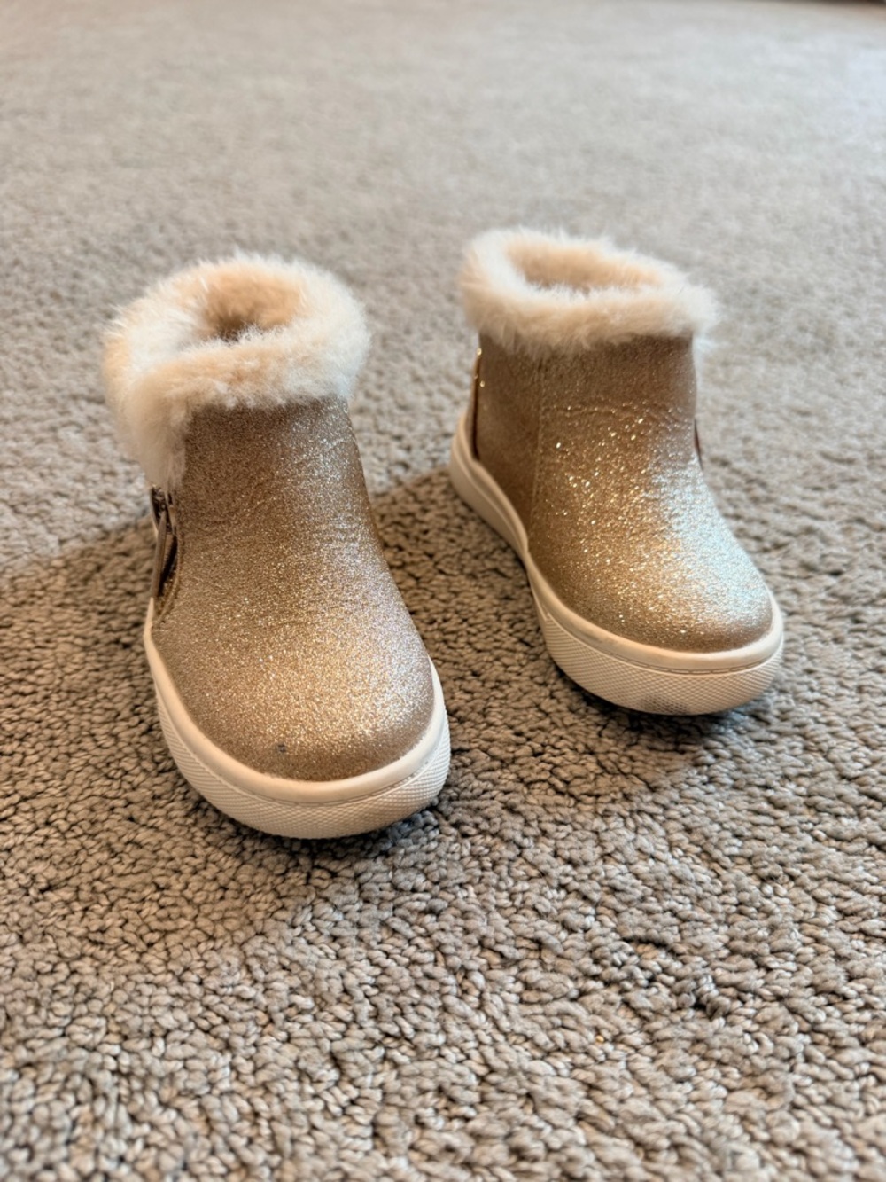 Kelly & Katie Lil Karina Gold - Toddler Size 5